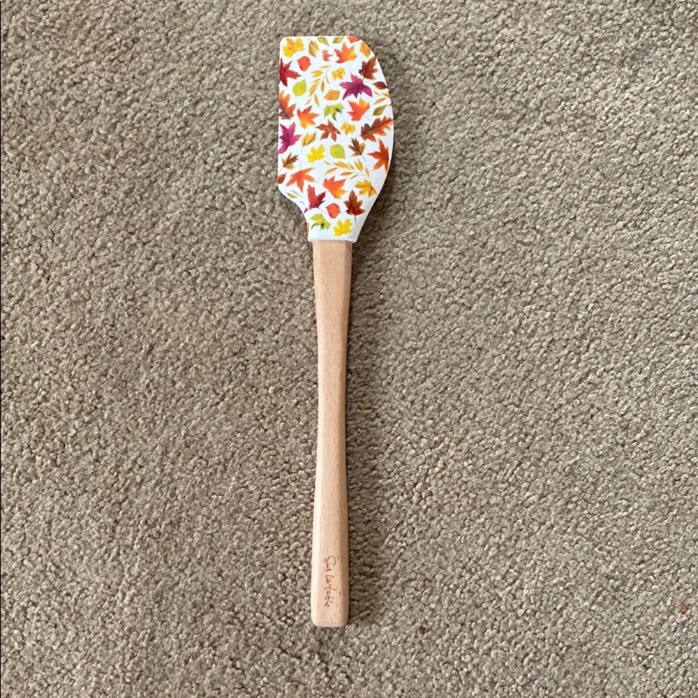Colorful Leaf Pattern Spatula